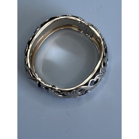 Silver-Tone Floral Vine Hinged Bangle Bracelet 7" Around 1" Wide Elegant Design - Picture 6 of 8